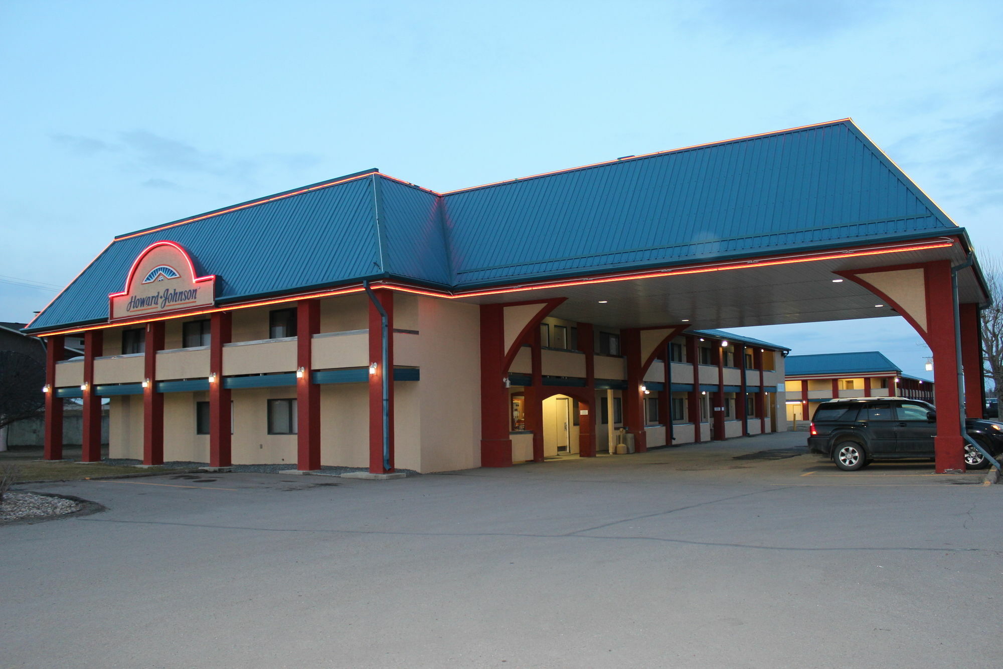 Howard Johnson By Wyndham Red Deer Exterior photo